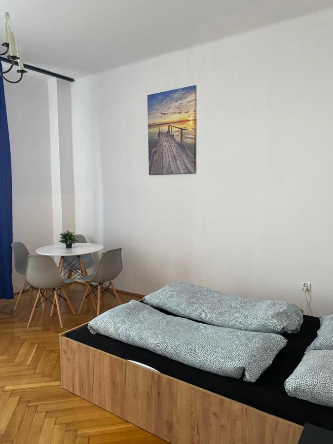 קרקוב Vintage Rooms In Old Town מראה חיצוני תמונה